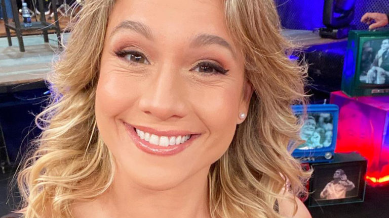 Fernanda Gentil Surge S De Biqu Ni E Deixa Tatuagem Mostra