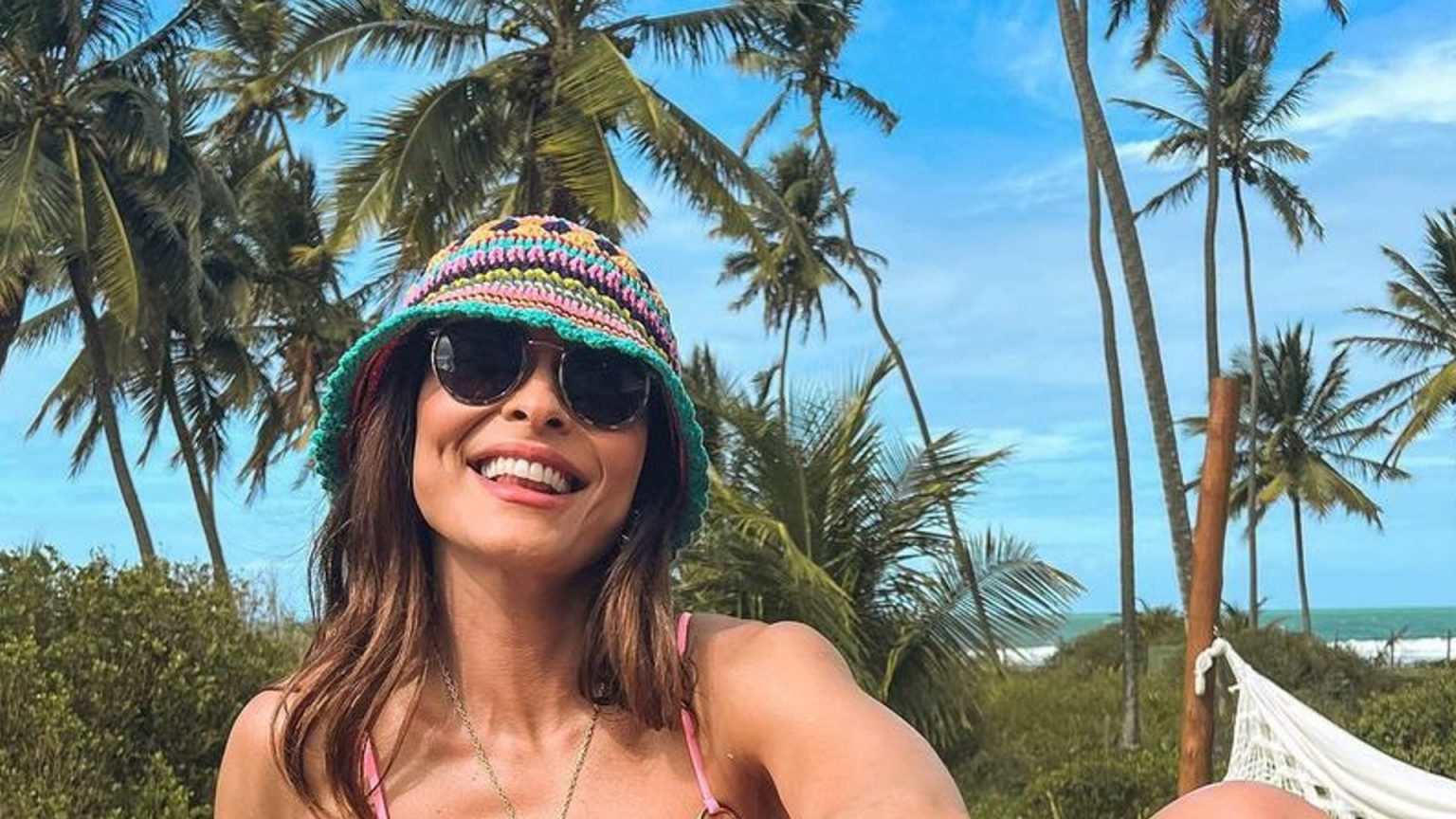 Juliana Paes Aposta No Biquíni Fio Dental E Corpão Chama Atenção 2348