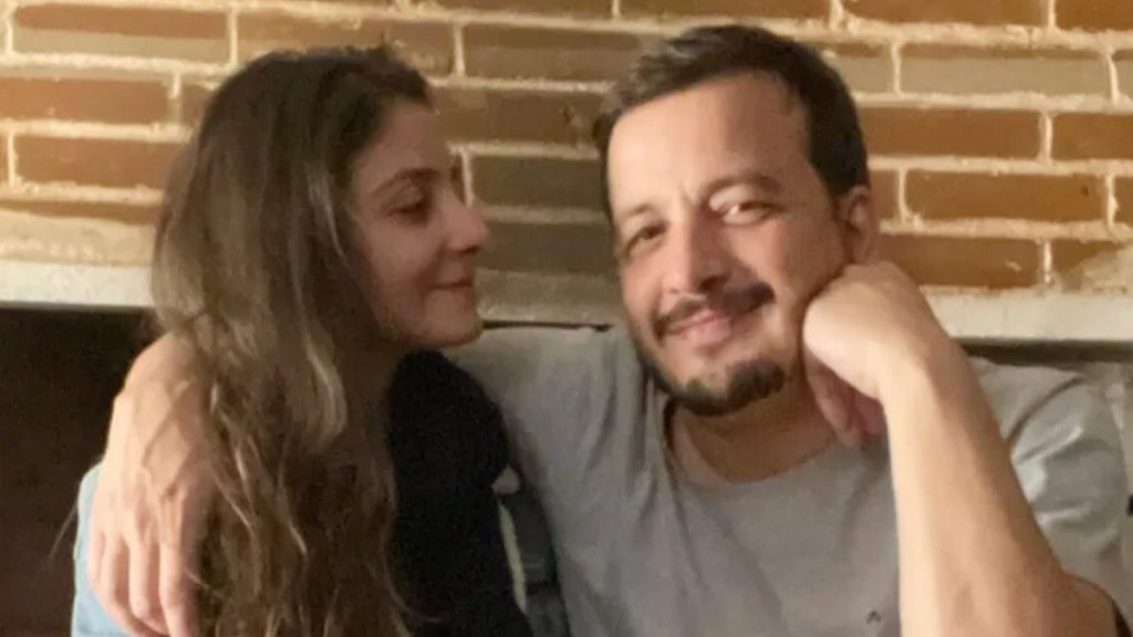 Rafael Cortez e a esposa, Marcella Calhado (Reprodução/Instagram)