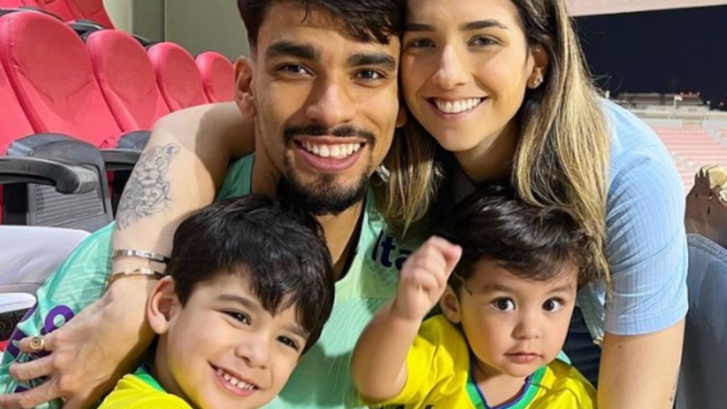 Filhos de Paquetá roubam a cena em jogo da Seleção na Copa do Mundo