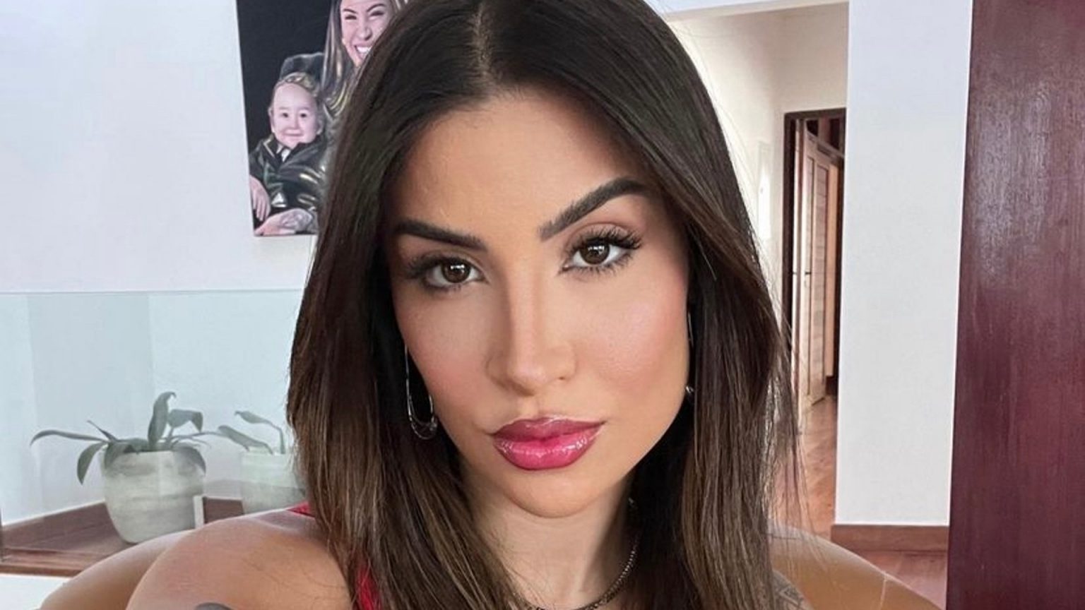 Bianca Andrade responde críticas sobre linha de maquiagem: 'Erramos'