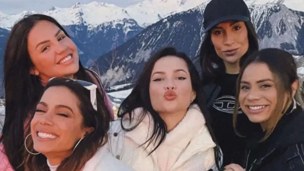 Vivi, Anitta, Juliette, Bianca e Lexa nos alpes. Foto: Reprodução/Instagram