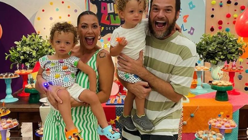 Fabiula Nascimento, Emilio Dantas e os filhos gêmeos - Foto: Reprodução/Instagram