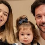 Viih Tube e Eliezer com a filha, Lua